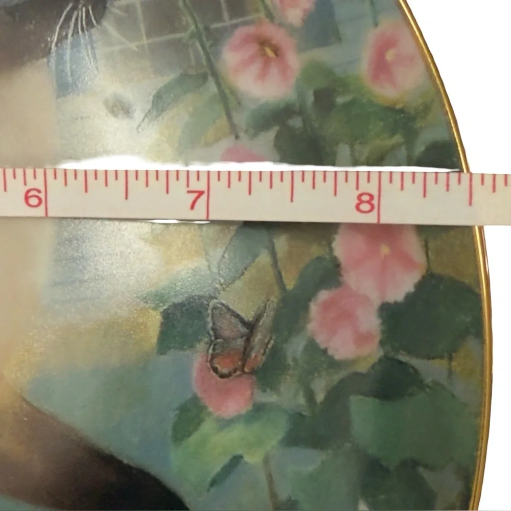 American Artists Colorful Floral Siamese Cat Butterfly Collector Ceramic Plate - Picture 2 of 4